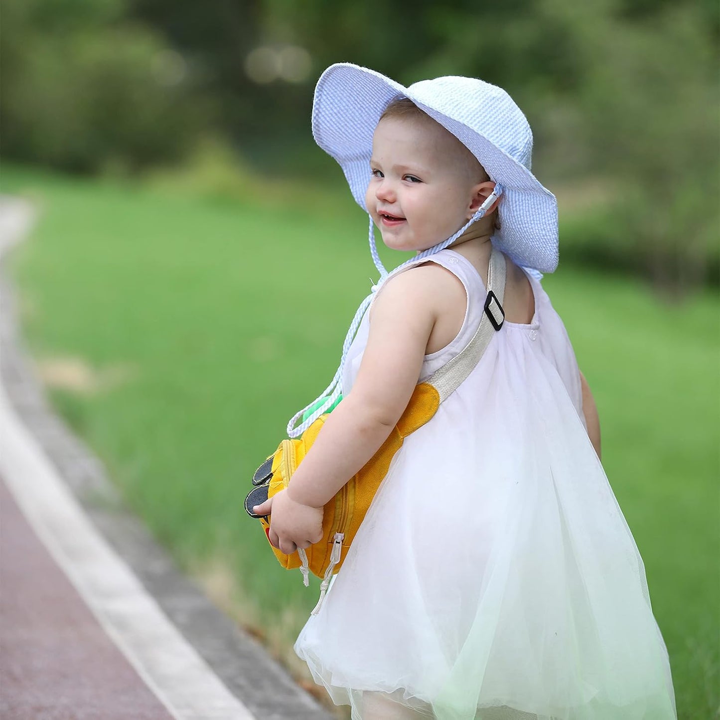 Baby & Toddler Wide Brim Sun Hats UPF 50+ Sun Protection Bucket Cap Cute Adjustable Hat in Seersucker