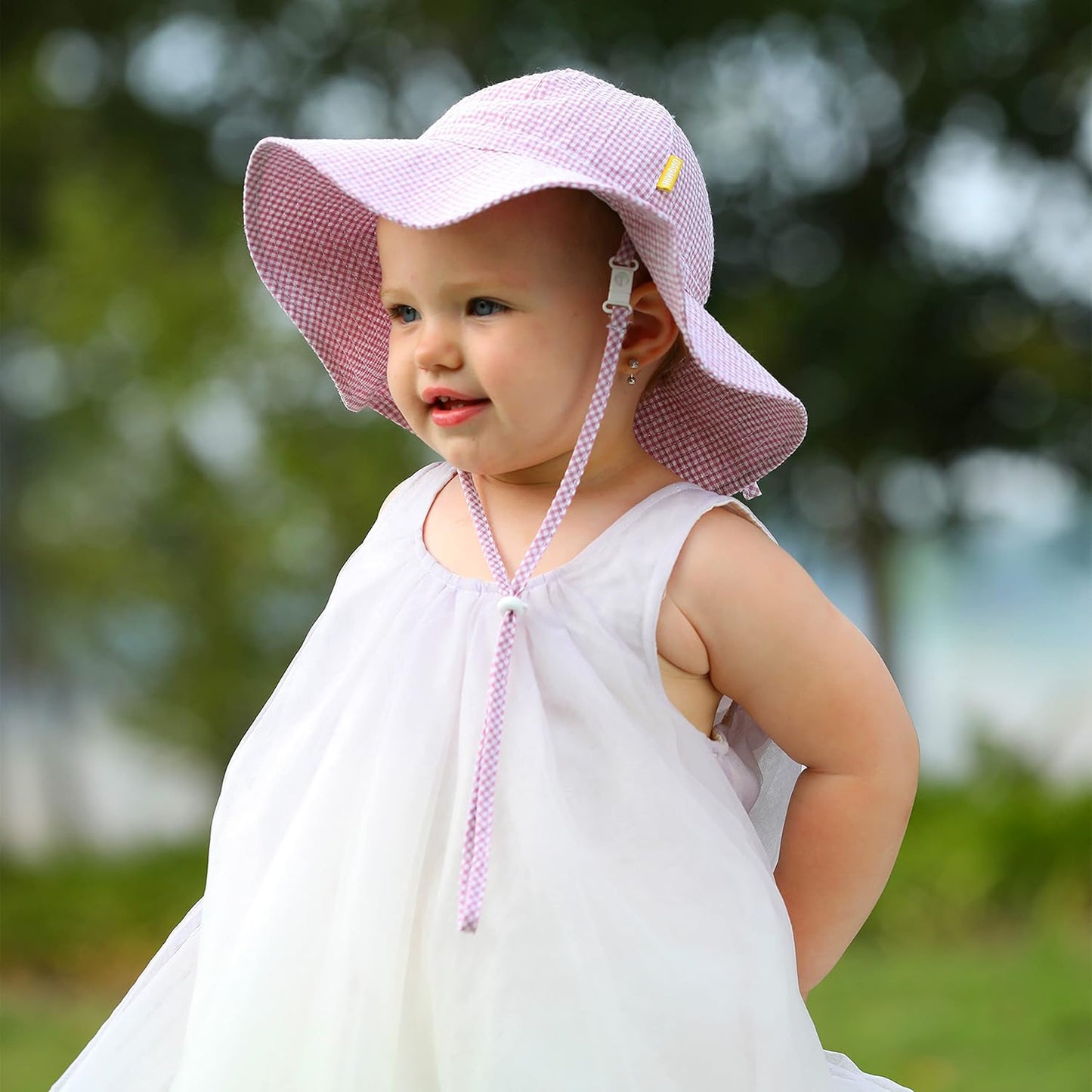 Baby & Toddler Wide Brim Sun Hats UPF 50+ Sun Protection Bucket Cap Cute Adjustable Hat in Seersucker