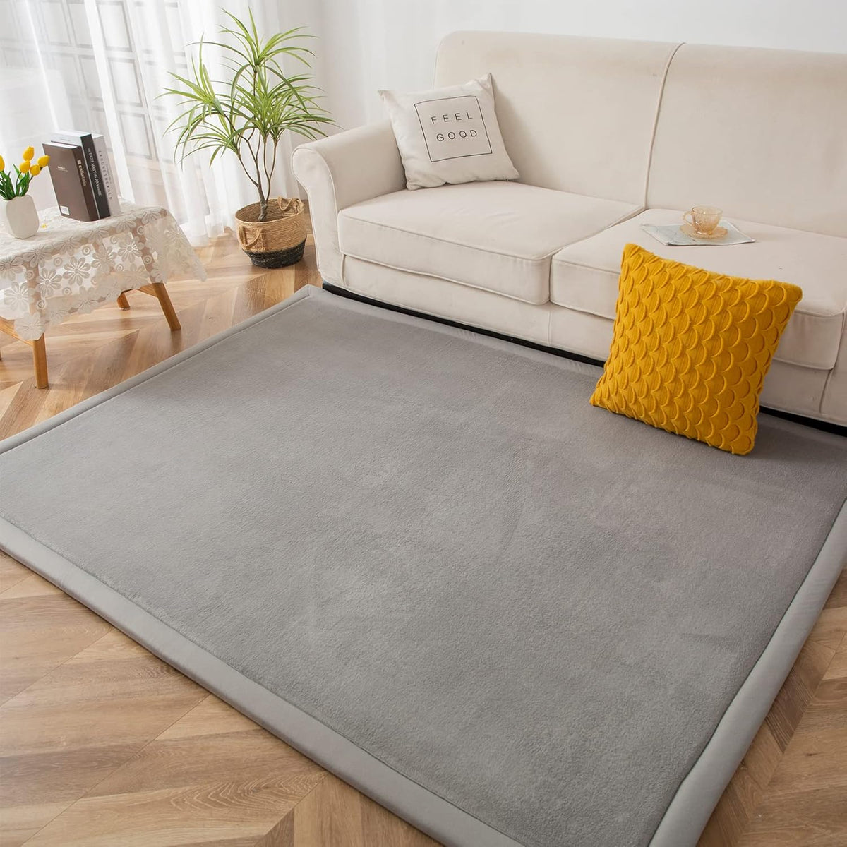 MAXYOYO Black Coral Velvet Area Rug, Thick Japanese Tatami Mat Living Room Carpet with Non-Slip Backing, Large Solid Color Mat for Bedroom Dormitory Yoga, 49 by 49 inch