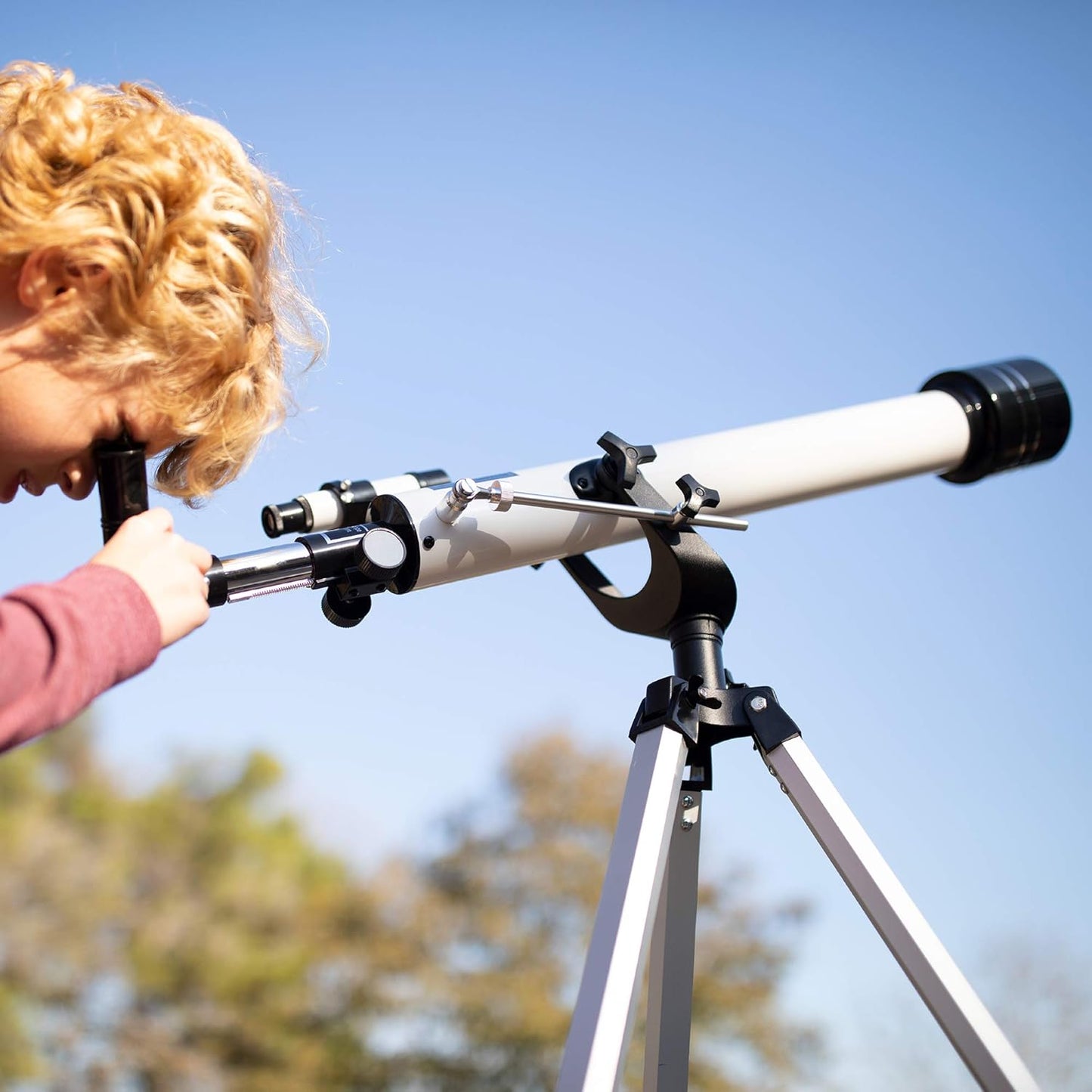 Educational Insights GeoSafari Omega Refractor Telescope - Portable Telescope for Kids, Teens, and Adults, See Planets, Stargazing Tools, Classic STEM Learning Set, Gift for Boys & Girls Ages 8+