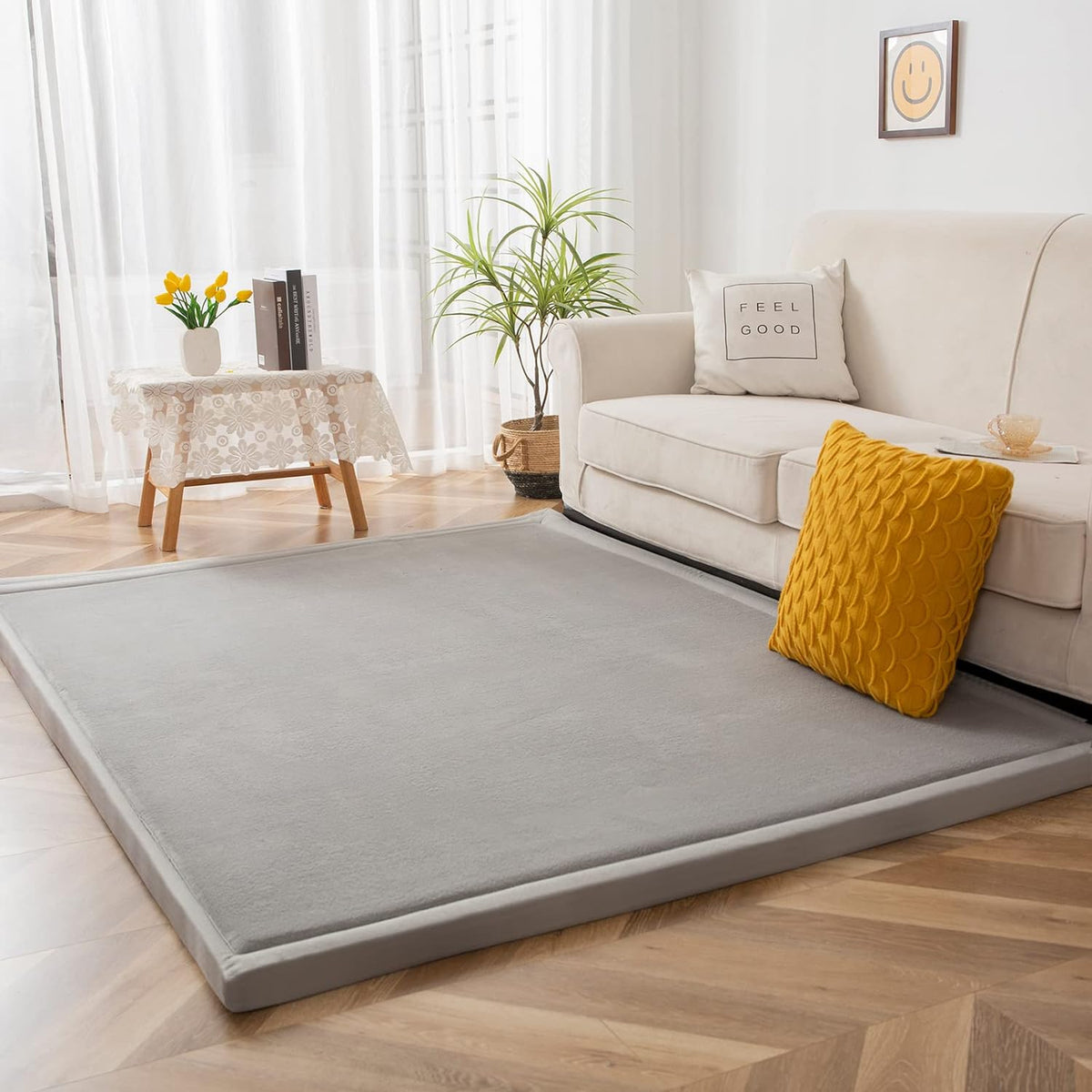 MAXYOYO Black Coral Velvet Area Rug, Thick Japanese Tatami Mat Living Room Carpet with Non-Slip Backing, Large Solid Color Mat for Bedroom Dormitory Yoga, 49 by 49 inch