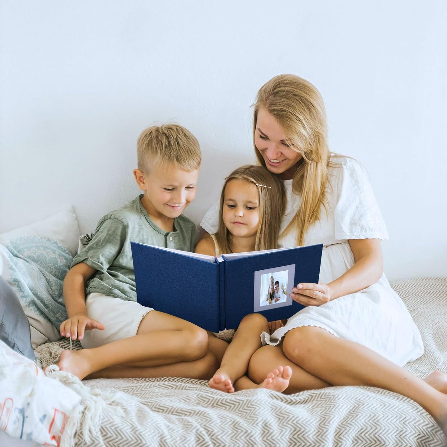Photo Album Self Adhesive Pages Scrapbook Large Magnetic Photo Albums with Sticky Pages Scrapbooks for Wedding Baby for 4x6 5x7 8x10 Picture Photo Books 13.2x12.8 Blue 60 Pages
