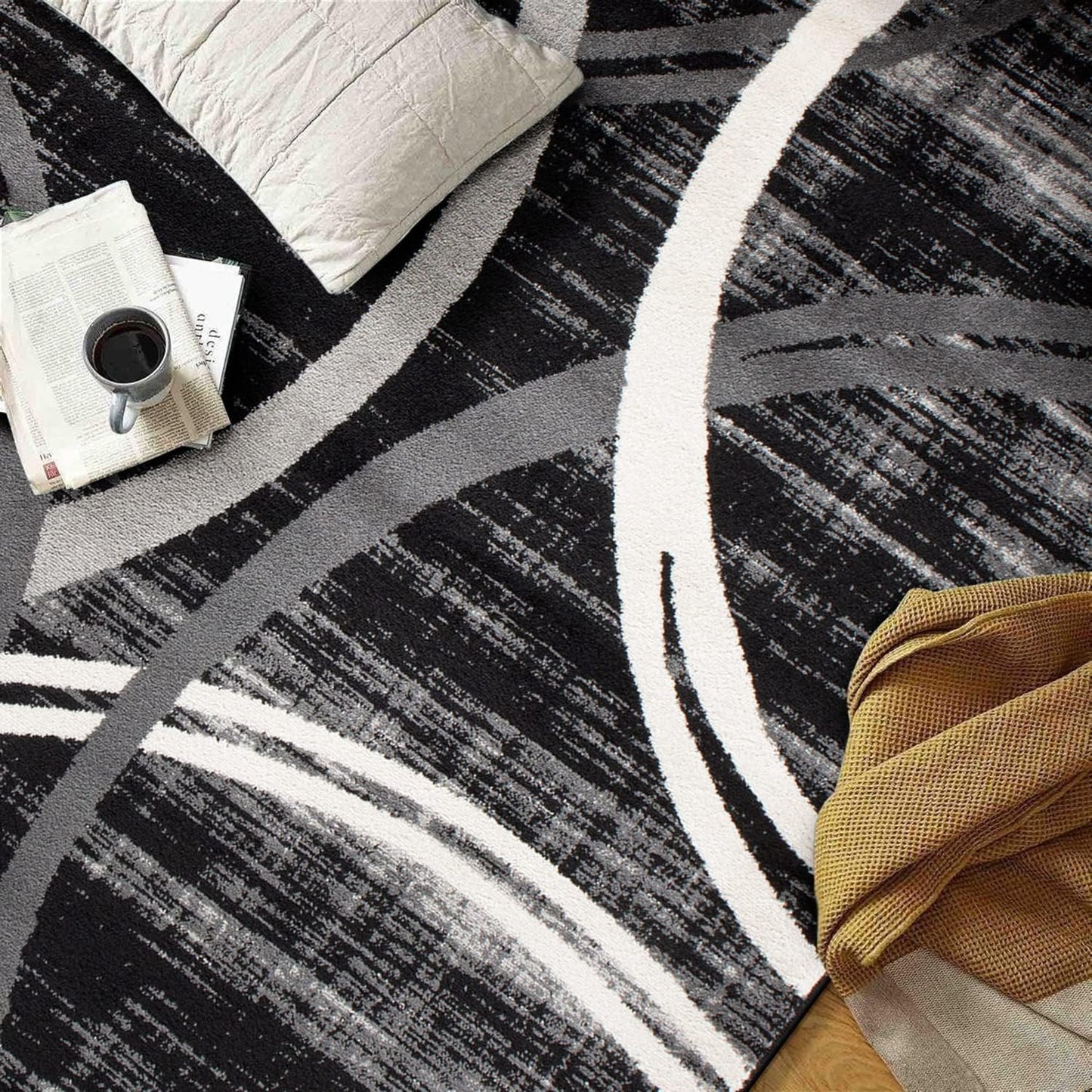 Rugshop Modern Wavy Circles Design Area Rug 5'3" x 7'3" Black
