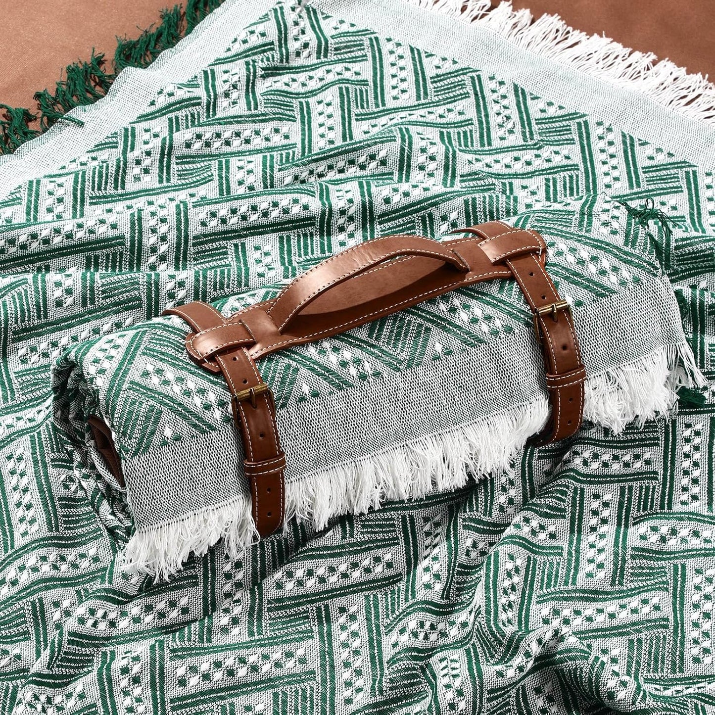 Waterproof Picnic Blankets Outdoor Blanket Foldable 2 in 1 Double Layer Sandproof Beach Mat with Carry Strap for Camping Lawn Park Beach Grass(Green White)